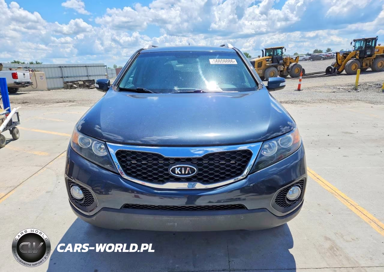 2011 Kia Sorento Lx VIN:5XYKT4A22BG080163 - 5