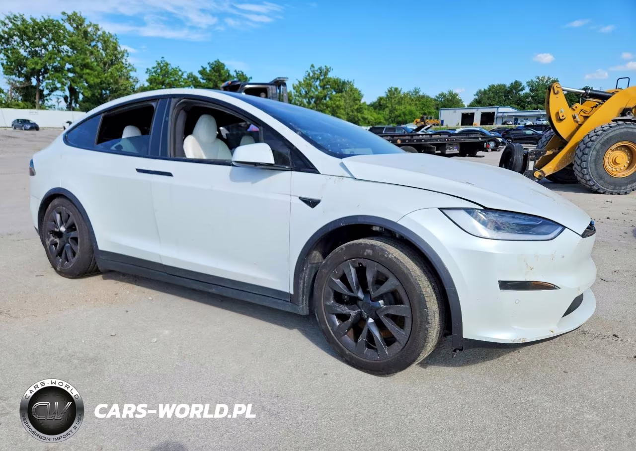 2022 Tesla Model X VIN:7SAXCBE59NF356223 - 4