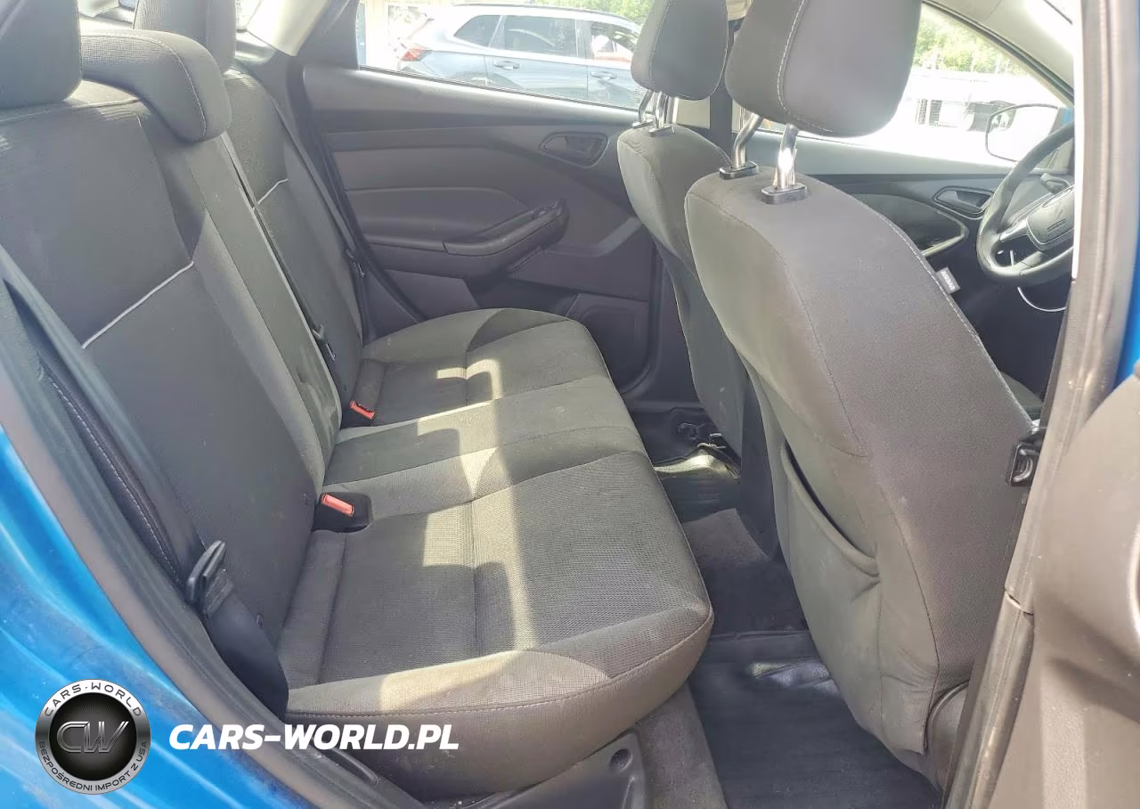 2012 Ford Focus Se VIN:1FAHP3F23CL255601 - 10