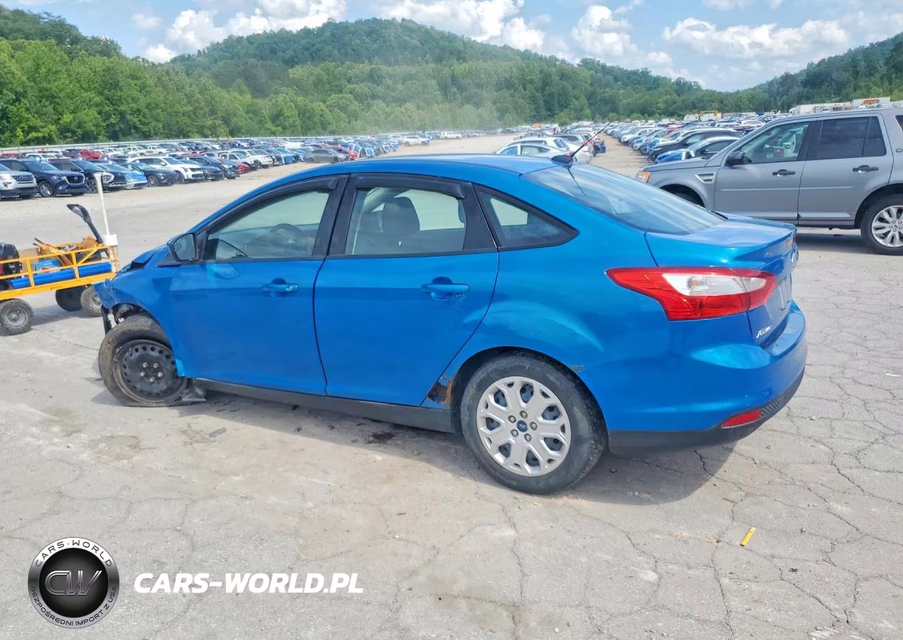 2012 Ford Focus Se VIN:1FAHP3F23CL255601 - 2