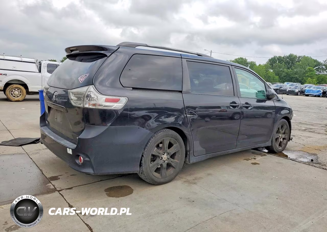 2011 Toyota Sienna Sport VIN:5TDXK3DC5BS029363 - 3