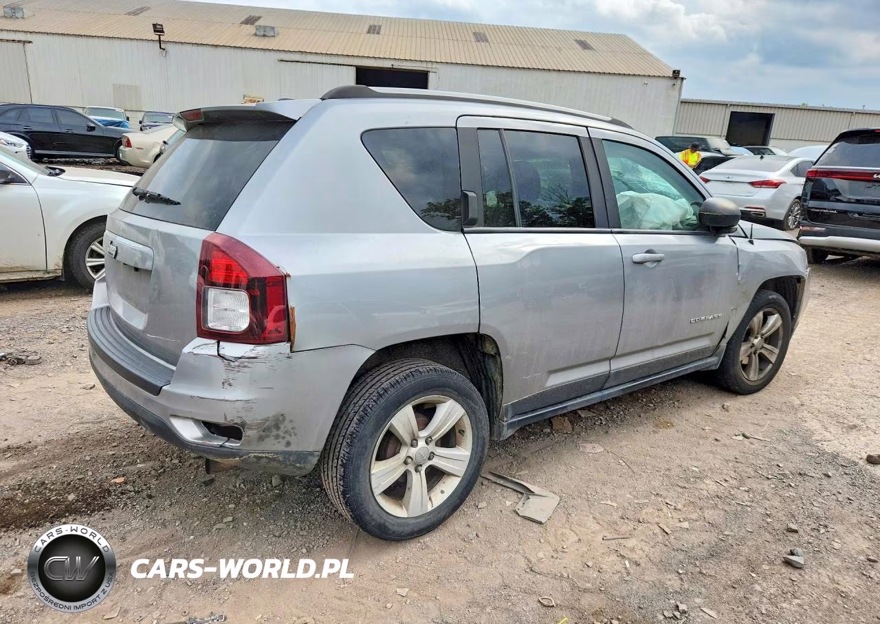 2016 Jeep Compass Sport VIN:1C4NJCBA5GD812360 - 3