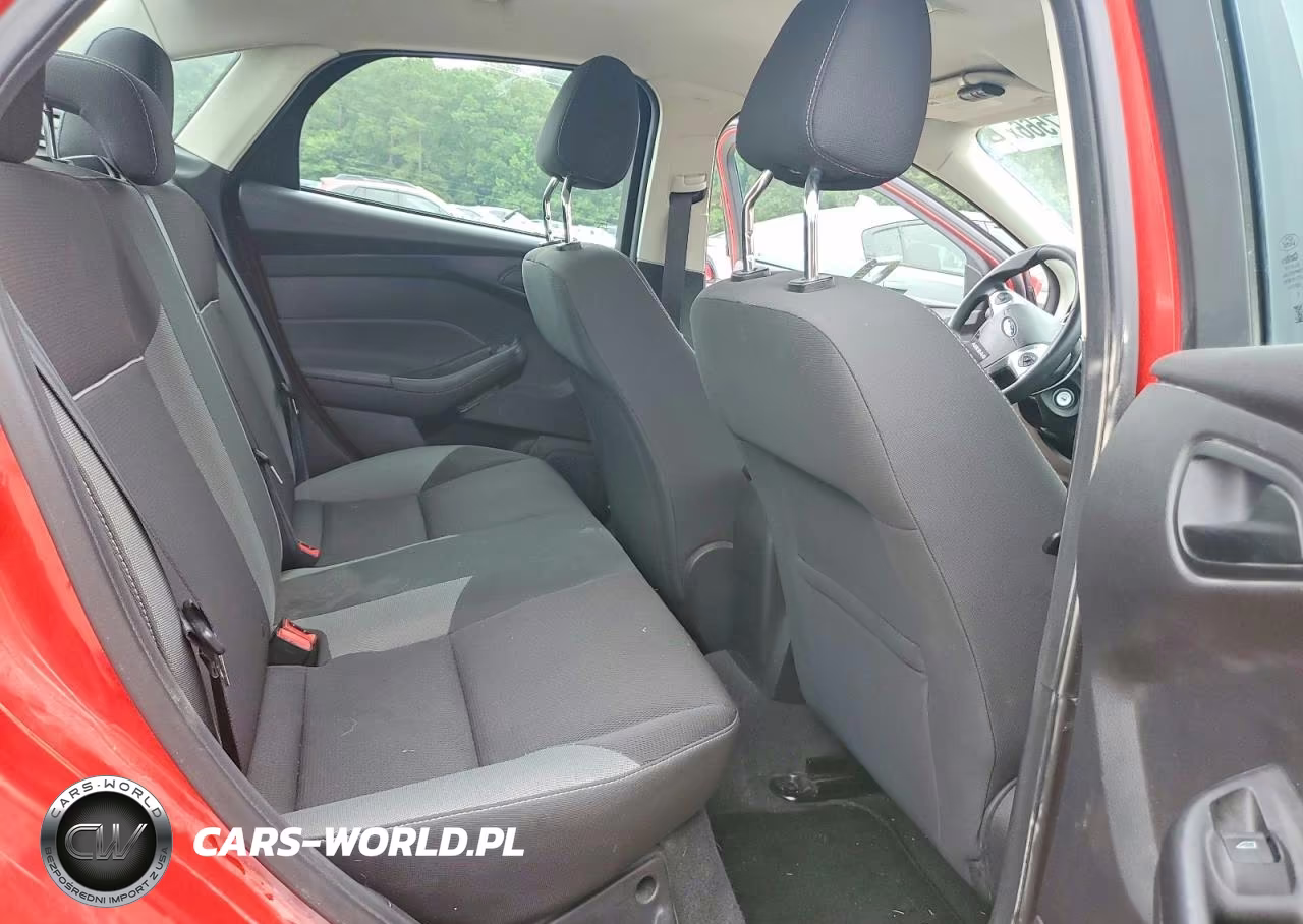 2012 Ford Focus Se VIN:1FAHP3F27CL115258 - 10