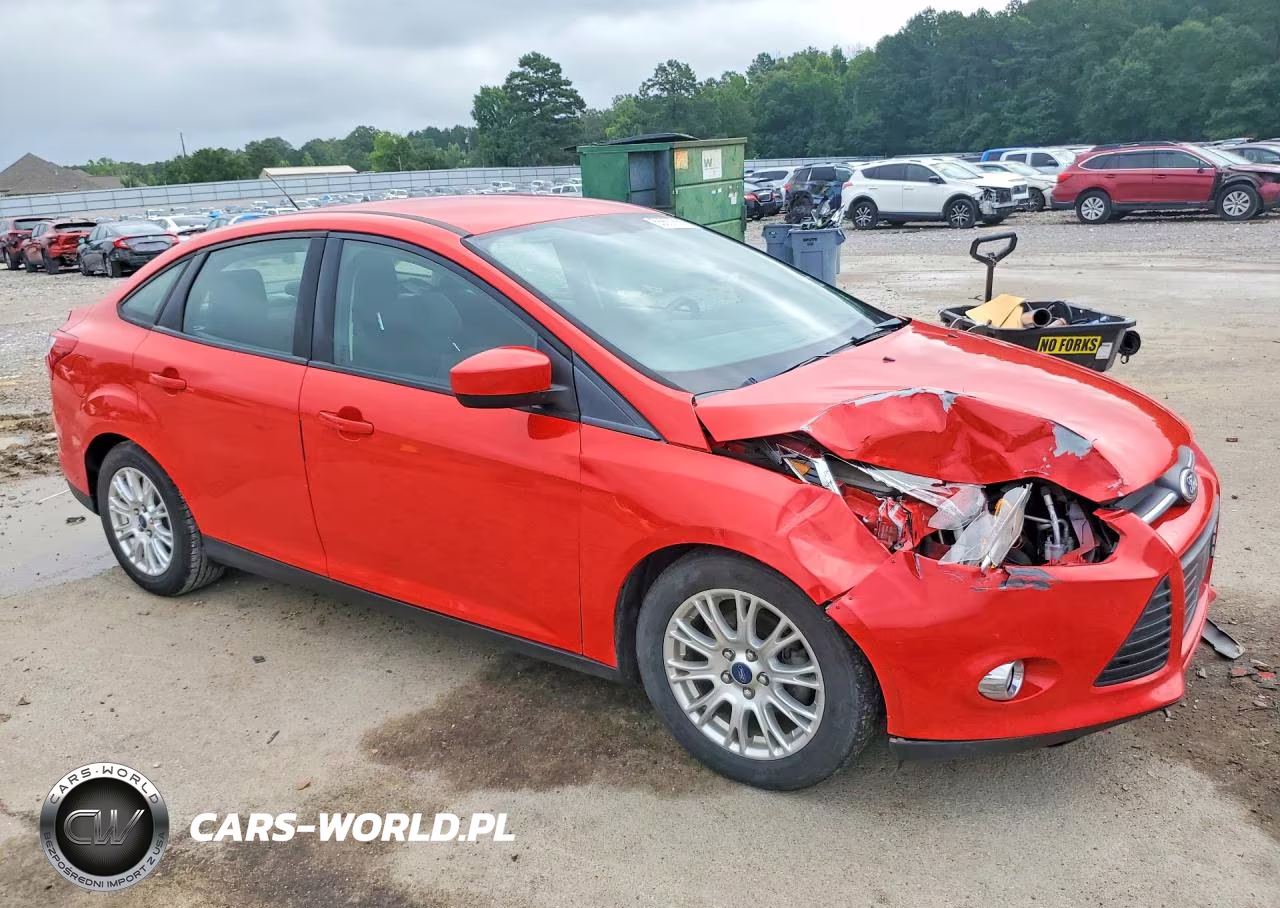 2012 Ford Focus Se VIN:1FAHP3F27CL115258 - 4