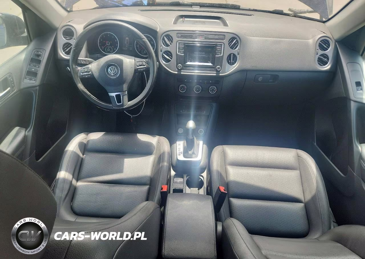 2016 Volkswagen Tiguan S VIN:WVGAV7AX9GW514829 - 8