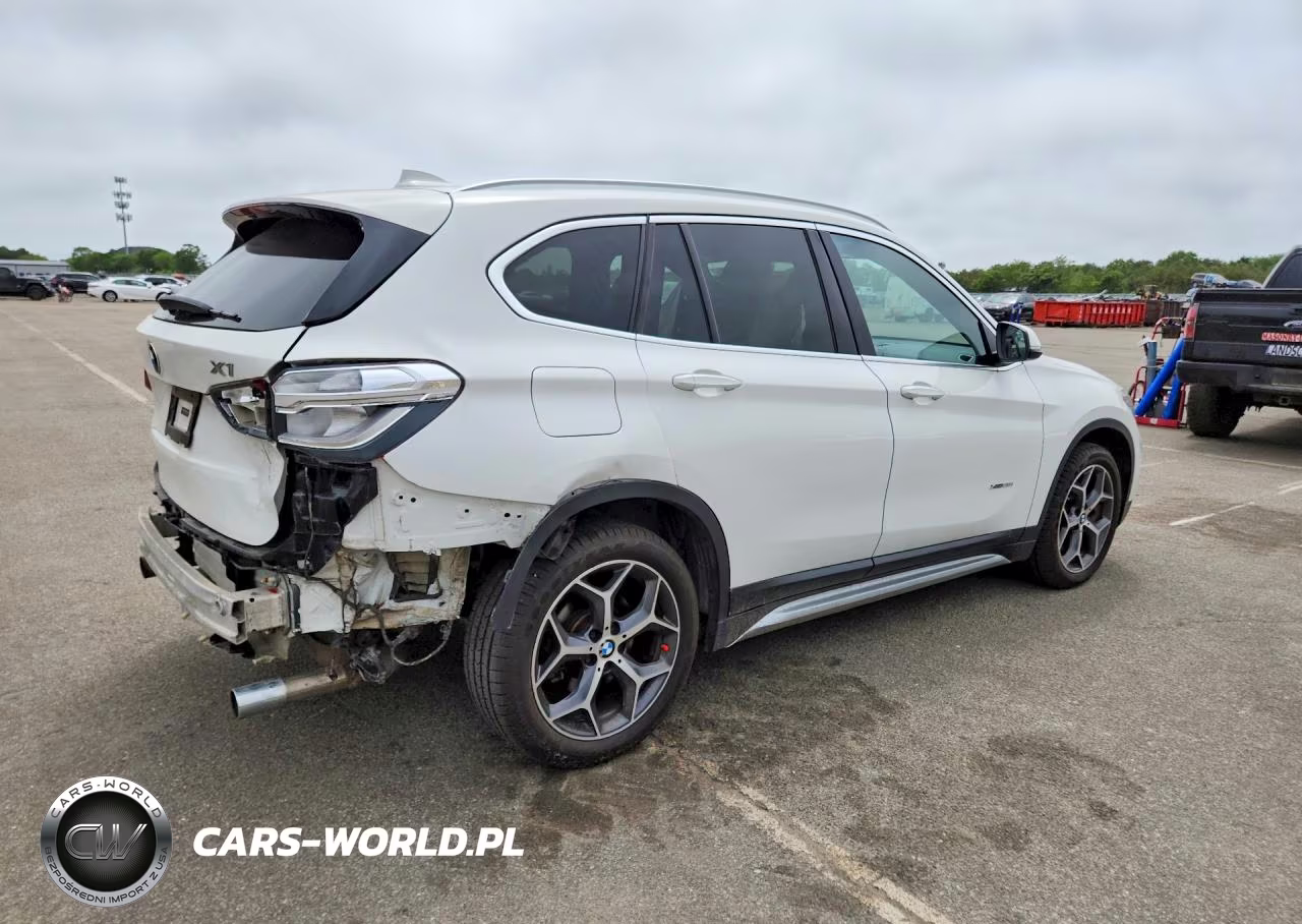 2018 BMW X1 xDrive28I VIN:WBXHT3C33J5K27255 - 3