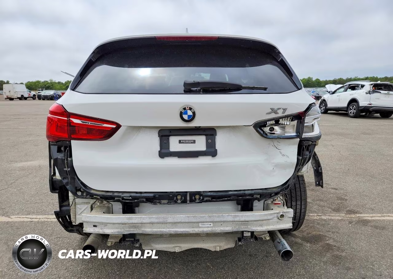 2018 BMW X1 xDrive28I VIN:WBXHT3C33J5K27255 - 6