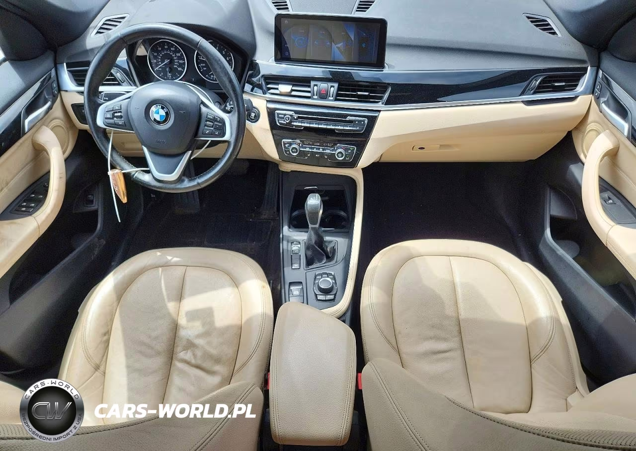 2018 BMW X1 xDrive28I VIN:WBXHT3C33J5K27255 - 8