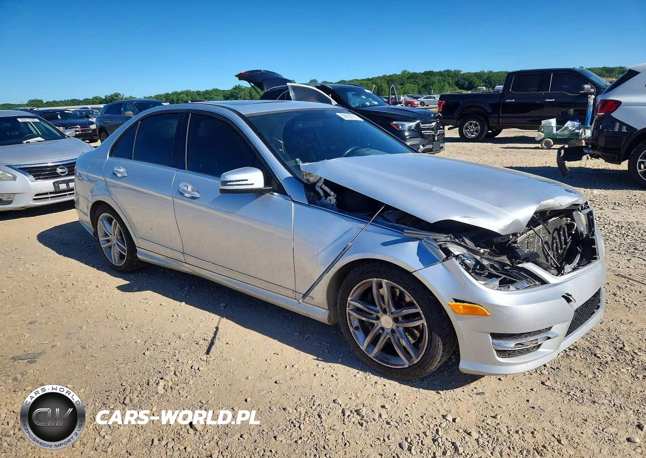2013 Mercedes-Benz C 300 4Matic VIN:WDDGF8AB6DR295916 - 4
