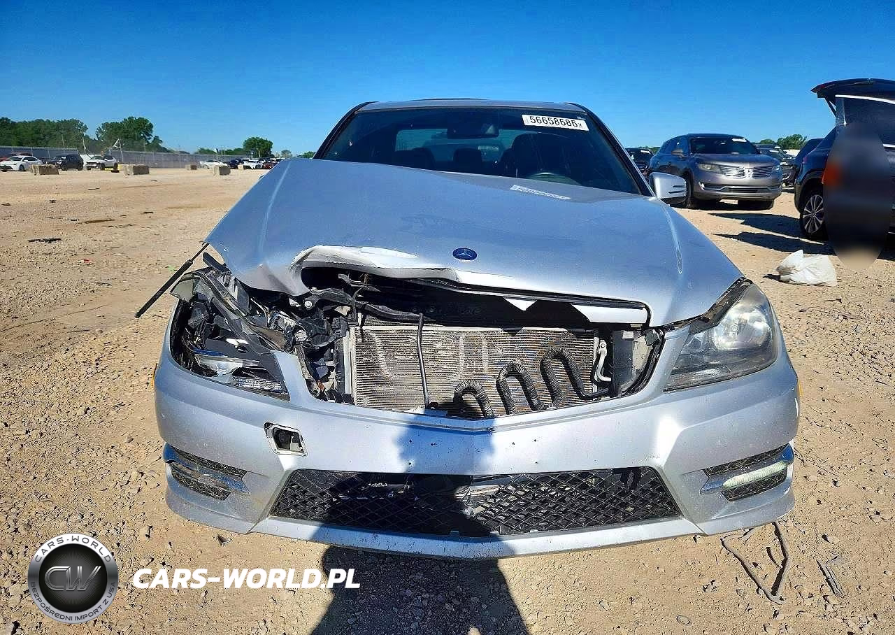 2013 Mercedes-Benz C 300 4Matic VIN:WDDGF8AB6DR295916 - 5