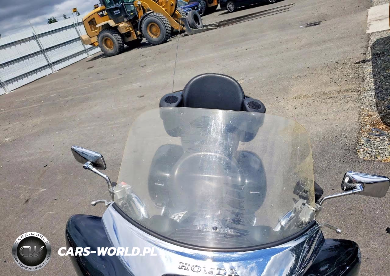 2000 Honda Gl1500 Cf VIN:1HFSC4102YA100831 - 5