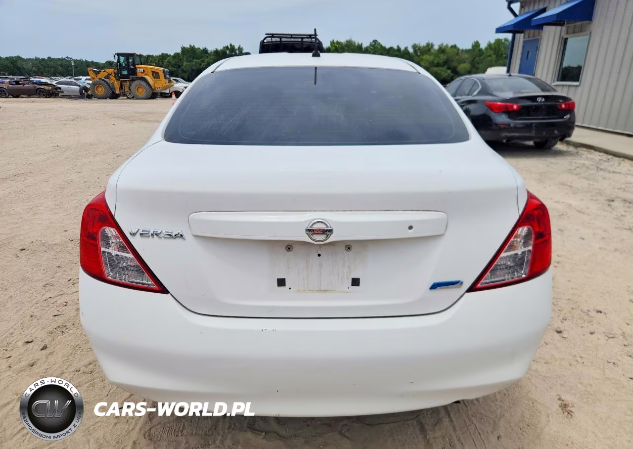 2012 Nissan Versa 1.6 S VIN:3N1CN7AP7CL831184 - 6