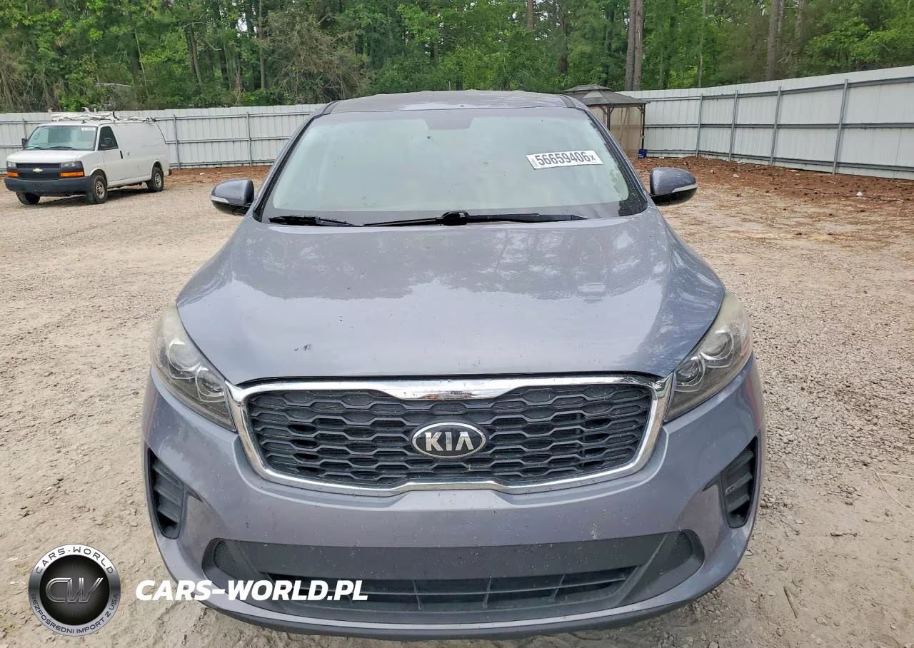 2019 Kia Sorento L VIN:5XYPG4A3XKG610849 - 5