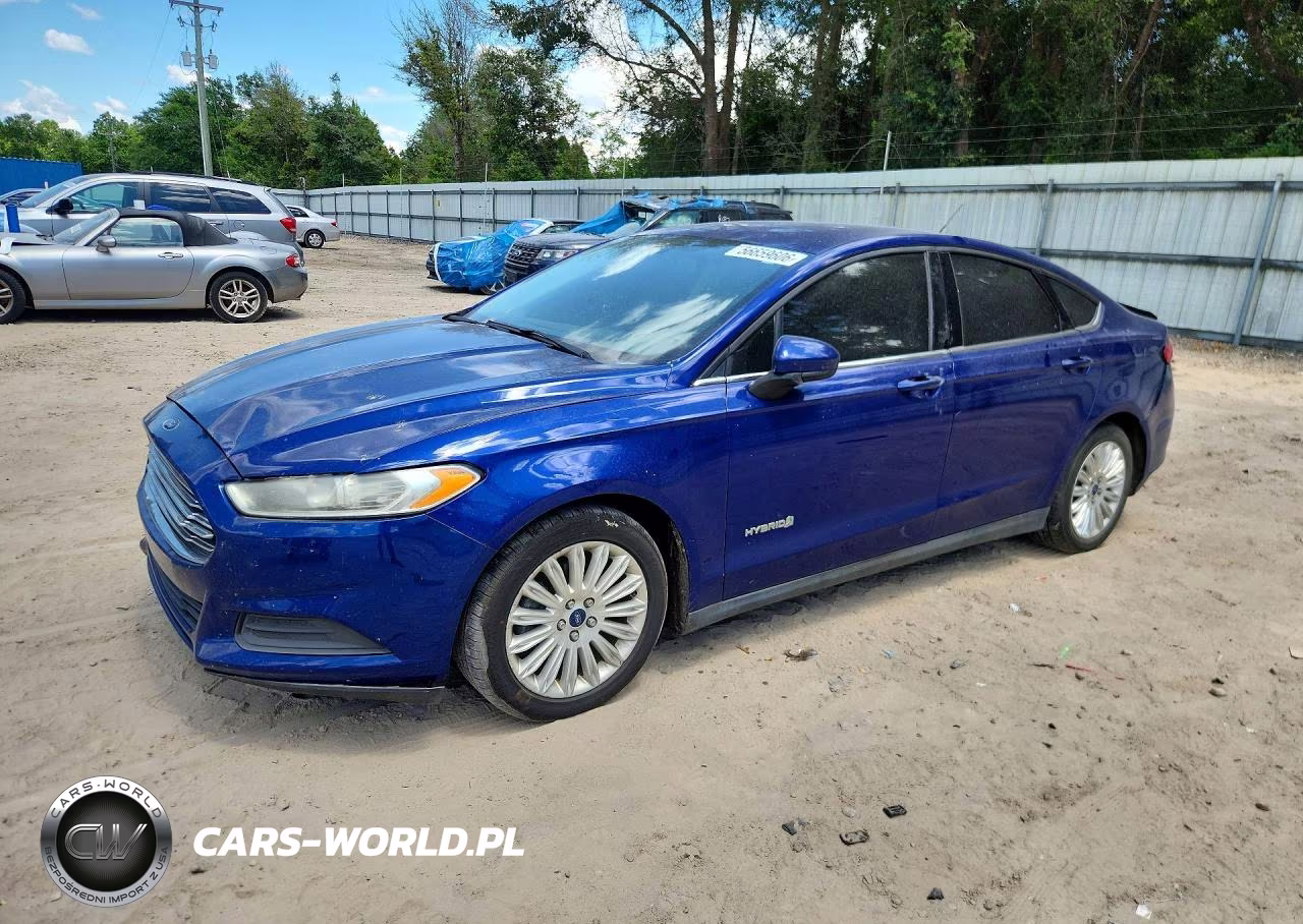 2016 Ford Fusion S Hybrid – zdjęcie 1 z 12