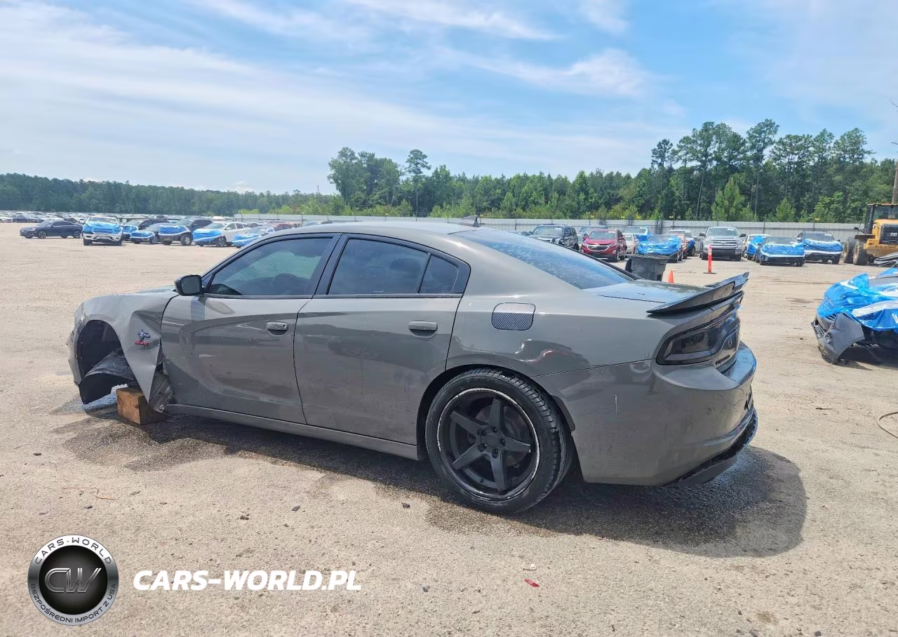 2017 Dodge Charger R VIN:2C3CDXCT8HH667555 - 2