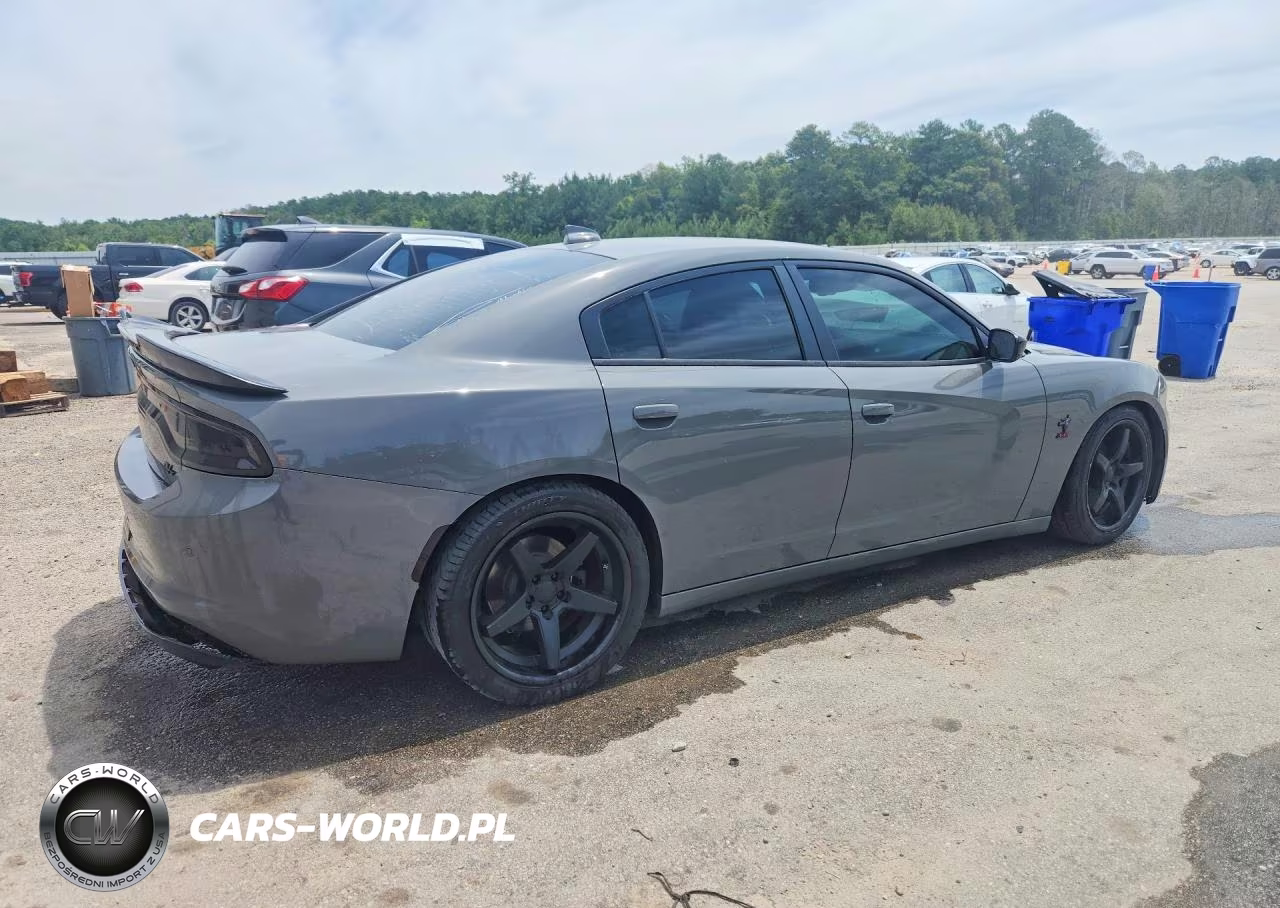 2017 Dodge Charger R VIN:2C3CDXCT8HH667555 - 3