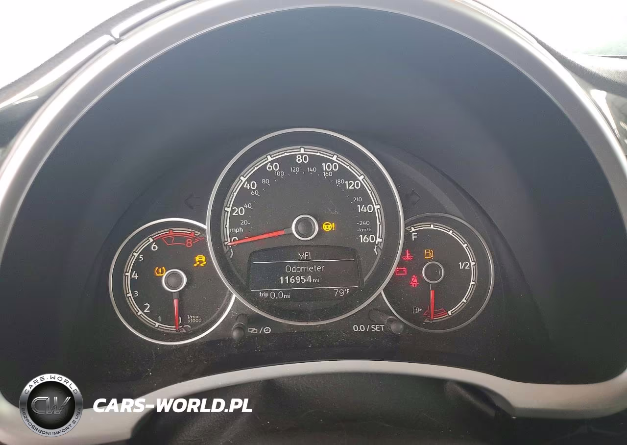 2018 Volkswagen Beetle S VIN:3VW5DAATXJM512014 - 9
