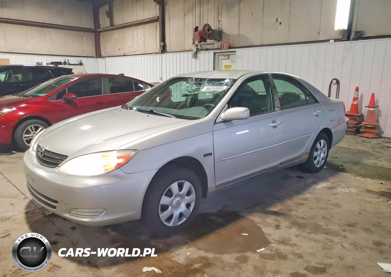 2004 Toyota Camry Le – zdjęcie 1 z 12
