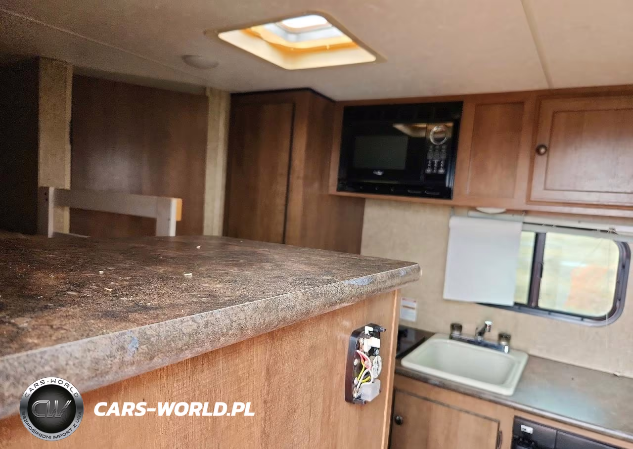 2017 Kz Rv Sportsmen Camper VIN:3EZTK1618H4044893 - 6