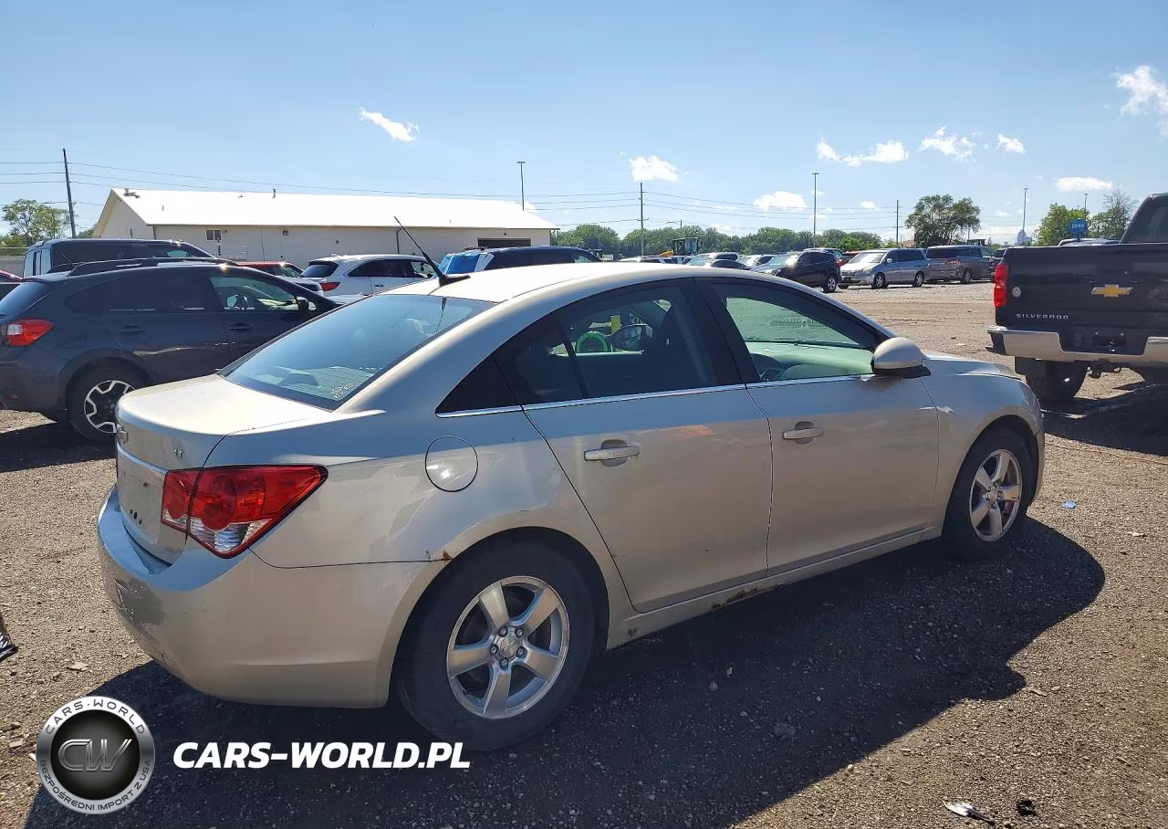 2013 Chevrolet Cruze Lt VIN:1G1PC5SB3D7183952 - 3