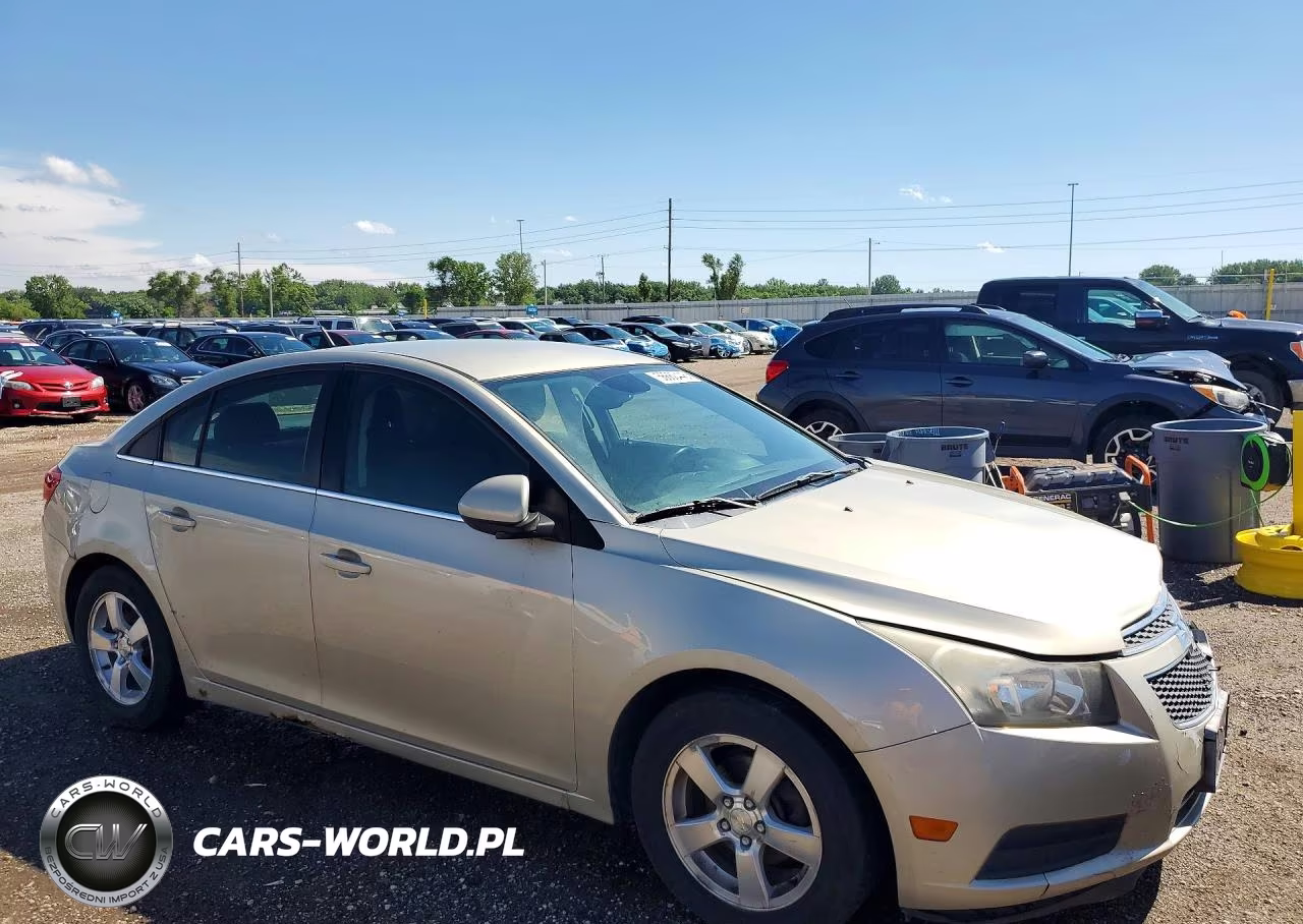2013 Chevrolet Cruze Lt VIN:1G1PC5SB3D7183952 - 4