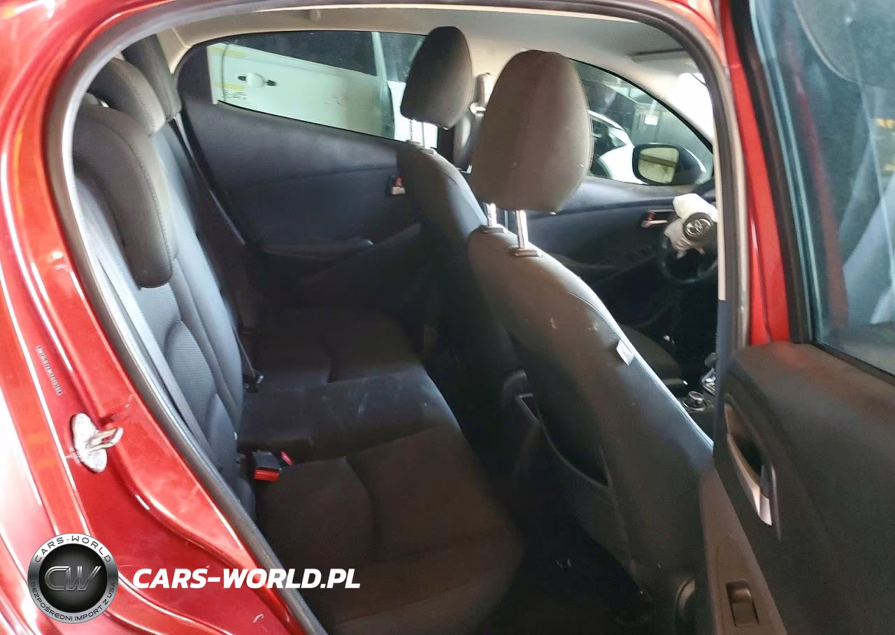 2019 Toyota Yaris Le VIN:3MYDLBYV9KY525752 - 10
