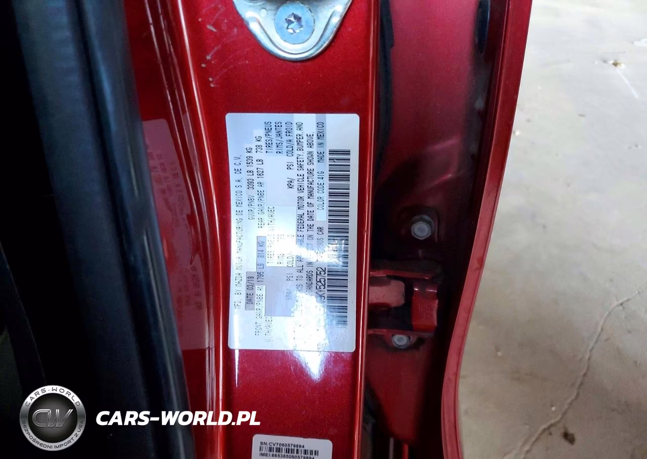 2019 Toyota Yaris Le VIN:3MYDLBYV9KY525752 - 12