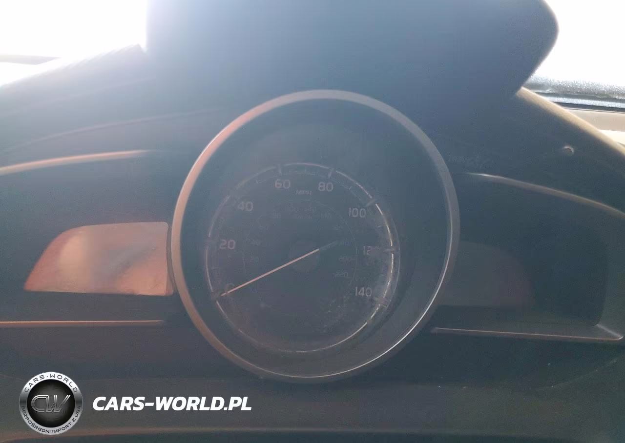 2019 Toyota Yaris Le VIN:3MYDLBYV9KY525752 - 9