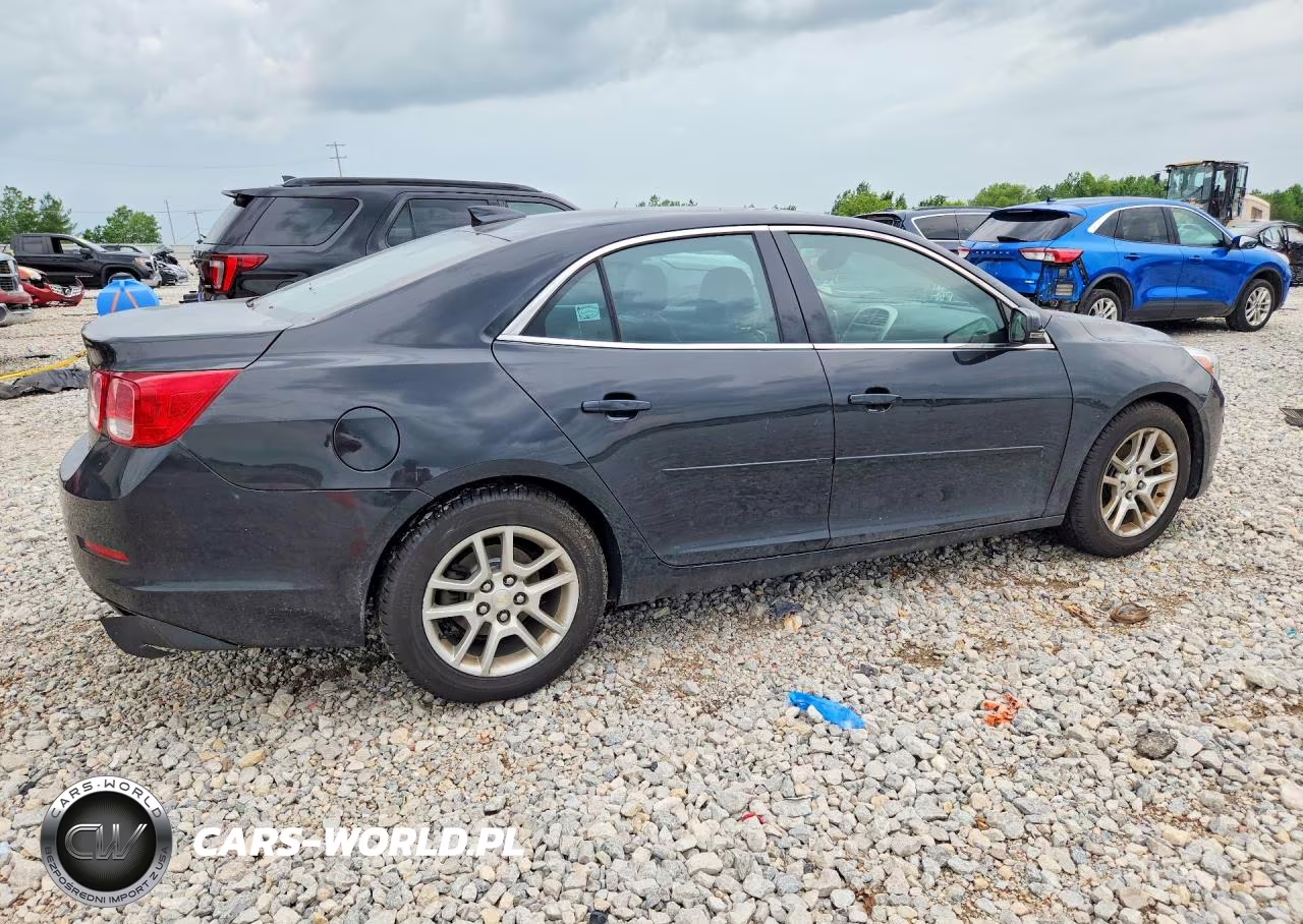 2015 Chevrolet Malibu 1Lt VIN:1G11C5SLXFF331473 - 3