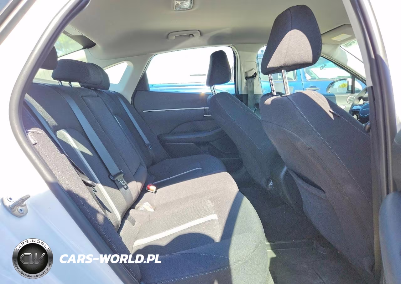 2025 Hyundai Sonata Sel VIN:KMHL64JA4SA488470 - 10
