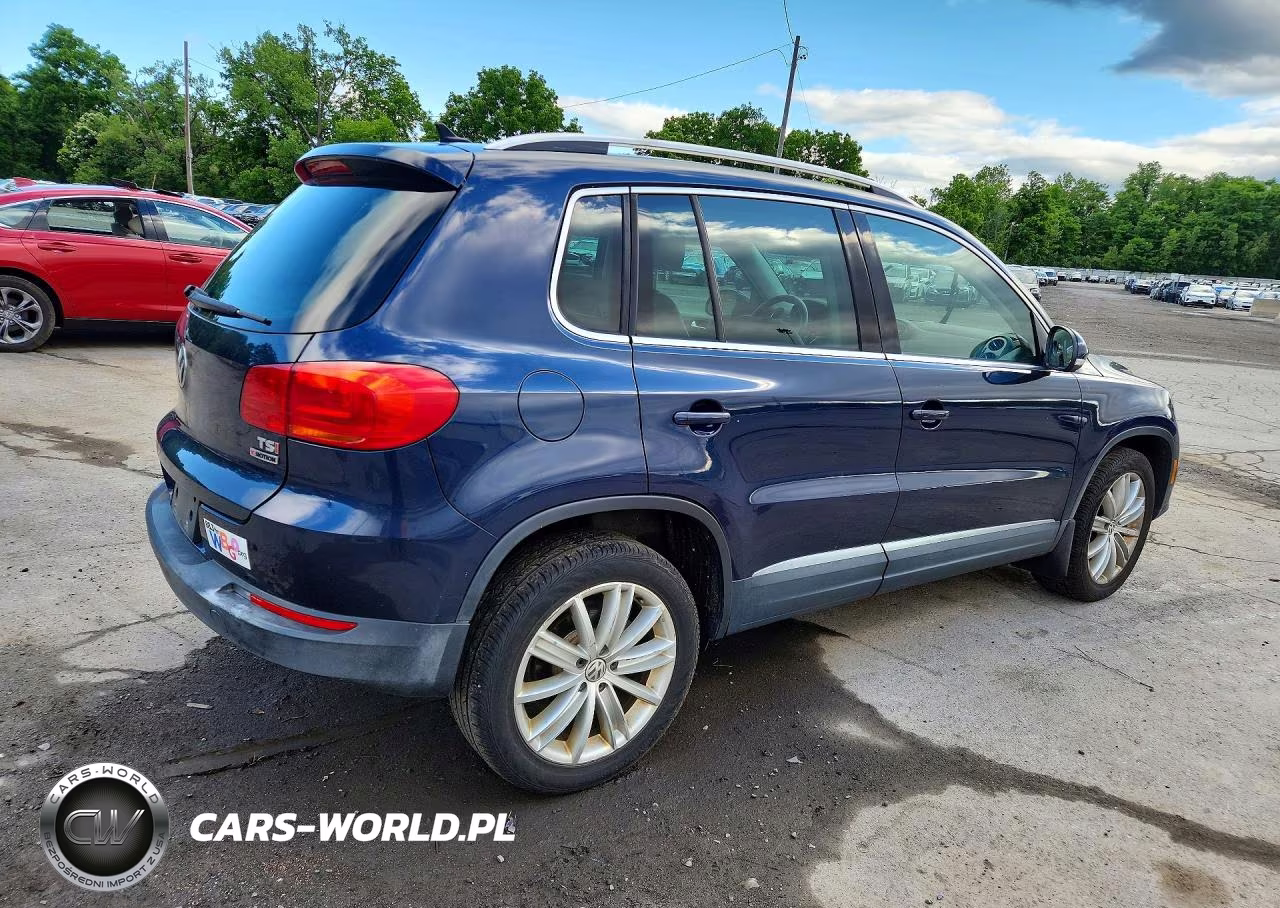 2016 Volkswagen Tiguan S VIN:WVGBV7AX7GW521847 - 3