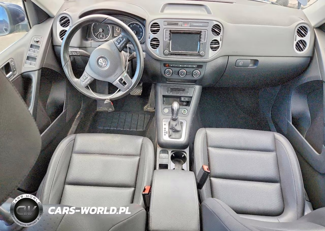 2016 Volkswagen Tiguan S VIN:WVGBV7AX7GW521847 - 8