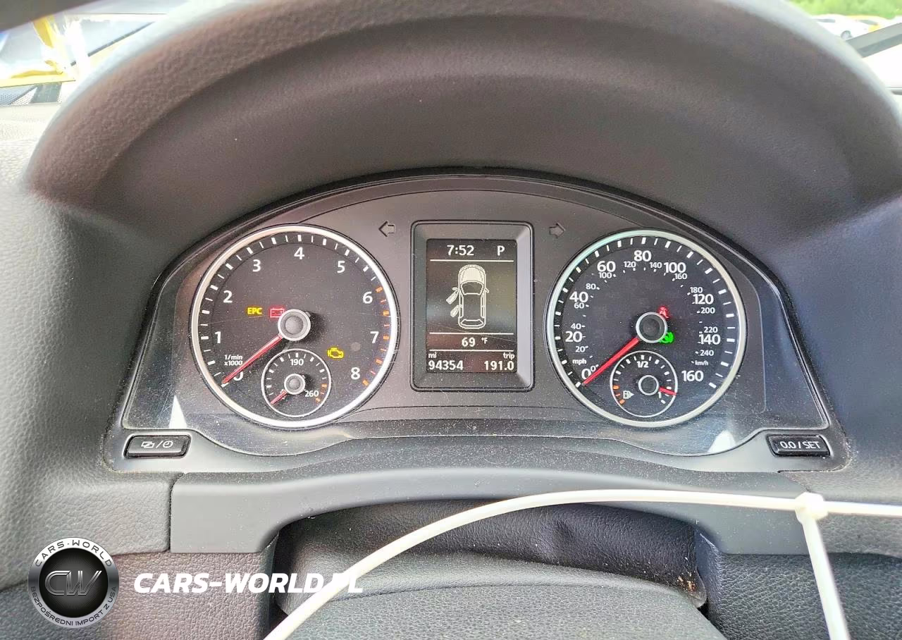 2016 Volkswagen Tiguan S VIN:WVGBV7AX7GW521847 - 9