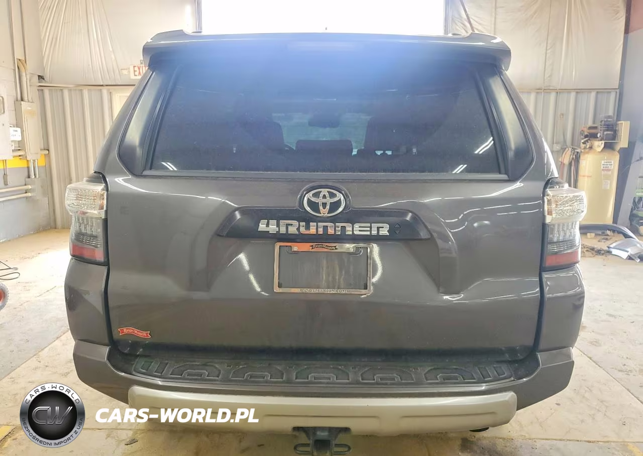 2021 Toyota 4Runner Trd Off-Road Premium VIN:JTERU5JR4M5887984 - 6
