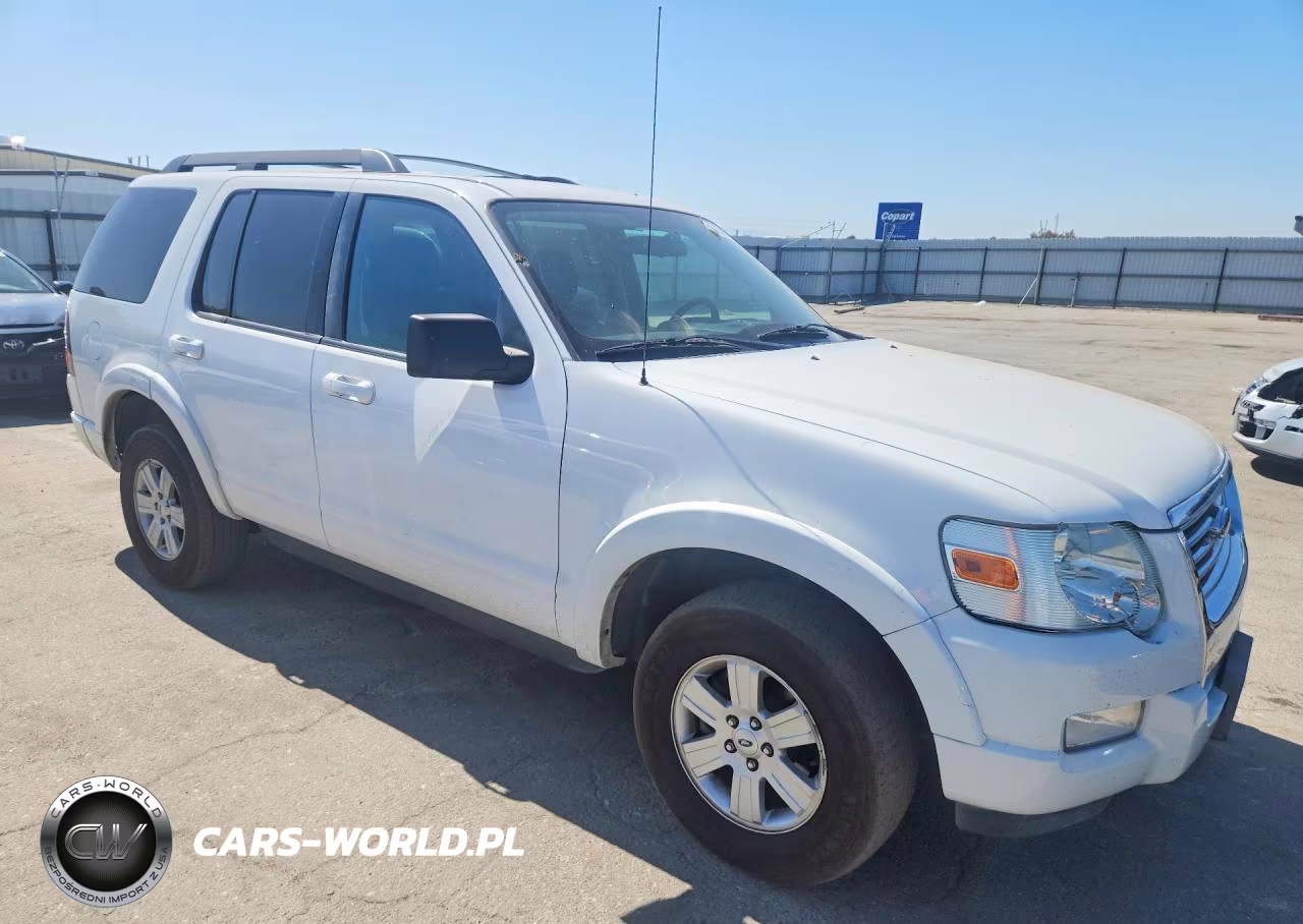 2010 Ford Explorer Xlt VIN:1FMEU7DE4AUA58546 - 4