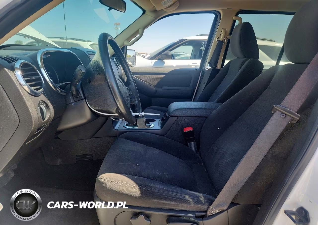 2010 Ford Explorer Xlt VIN:1FMEU7DE4AUA58546 - 7