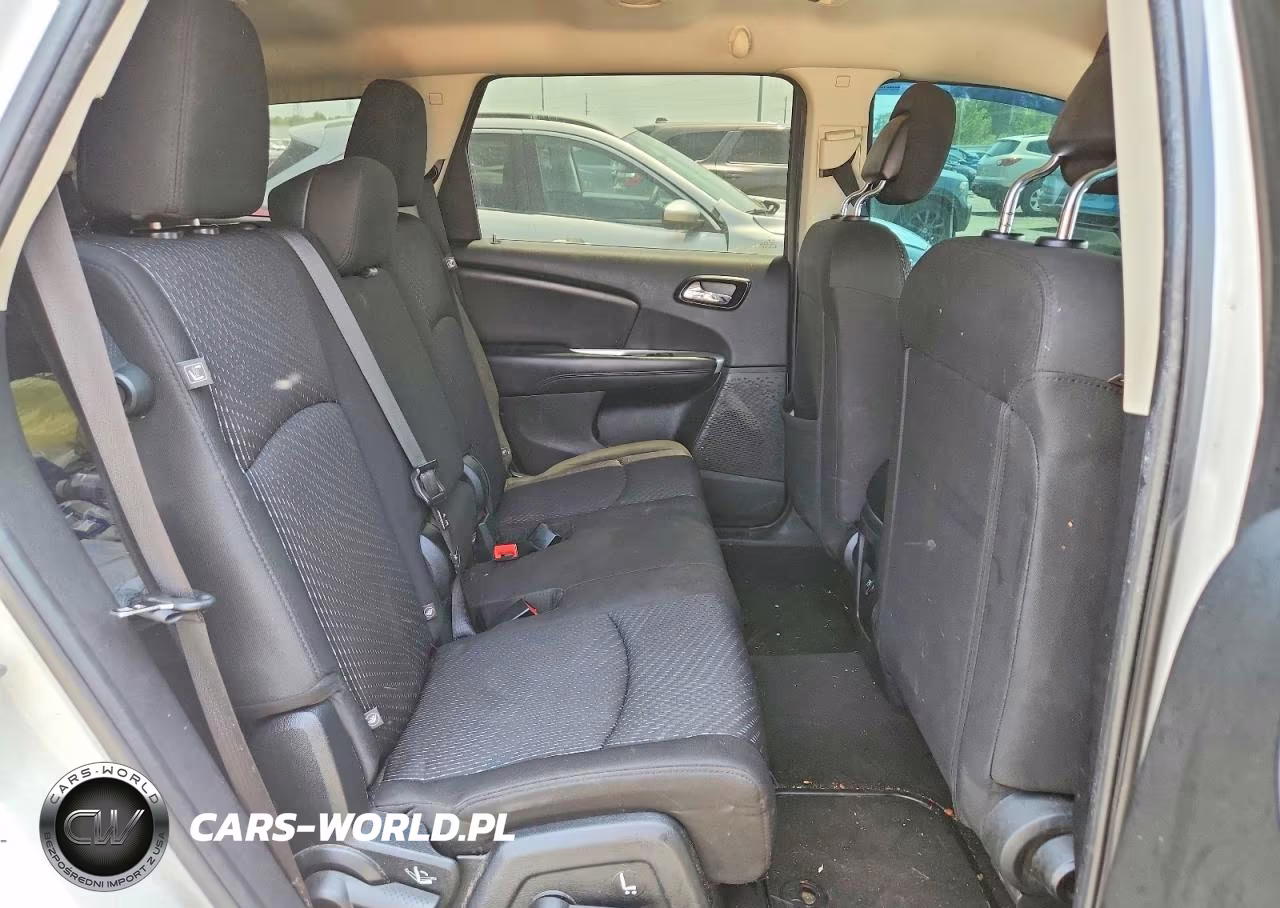 2016 Dodge Journey Se VIN:3C4PDCABXGT182212 - 11