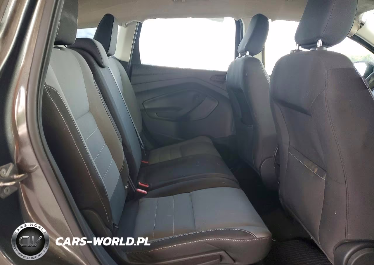 2018 Ford Escape S VIN:1FMCU0F7XJUA88499 - 10