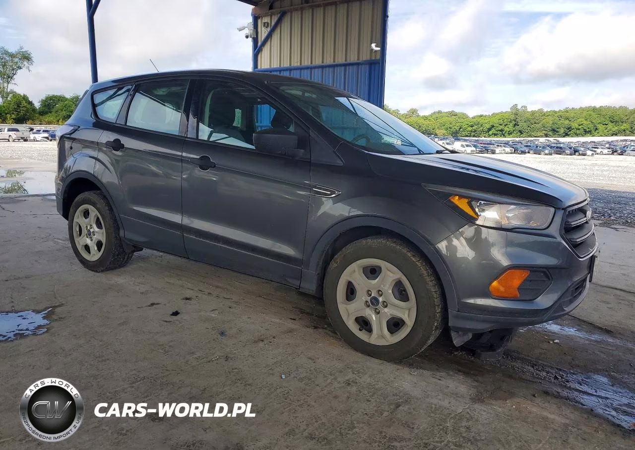 2018 Ford Escape S VIN:1FMCU0F7XJUA88499 - 4