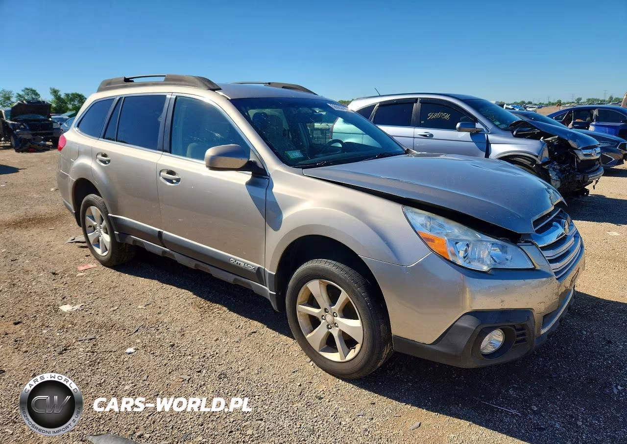 2014 Subaru Outback 2.5I Premium VIN:4S4BRCCC1E3233022 - 4