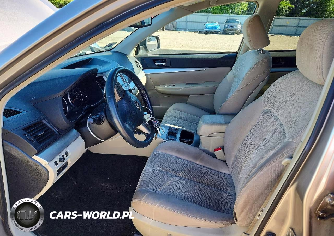 2014 Subaru Outback 2.5I Premium VIN:4S4BRCCC1E3233022 - 7