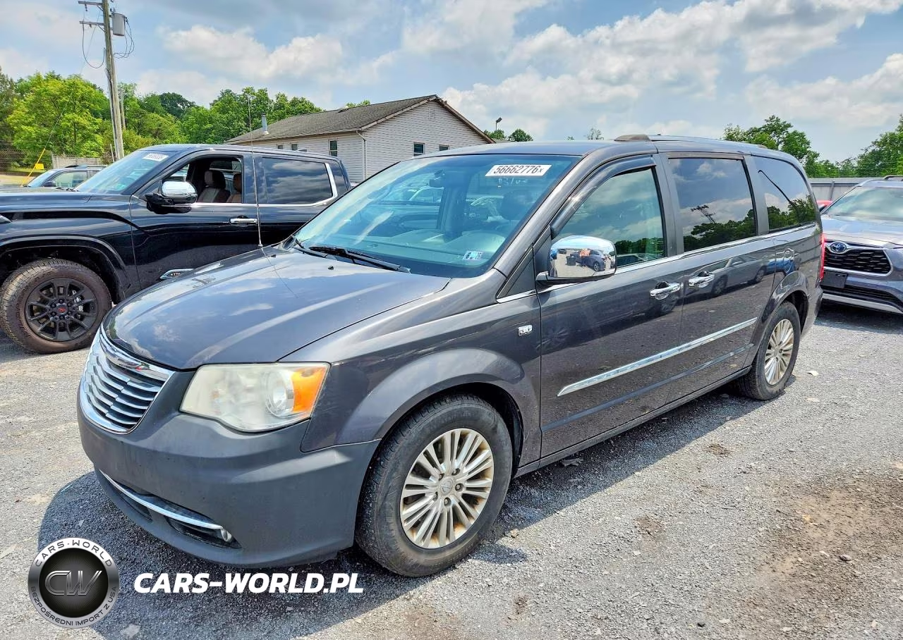 2014 Chrysler Town & Country Touring L – zdjęcie 1 z 13