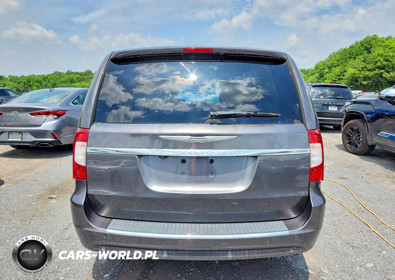 2014 Chrysler Town & Country Touring L VIN:2C4RC1CG2ER364690 - 6