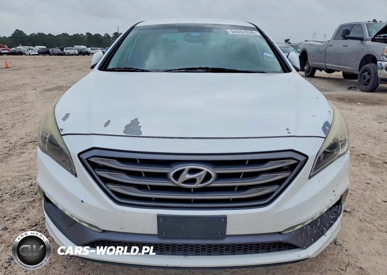 2016 Hyundai Sonata Sport VIN:5NPE34AF1GH268737 - 5