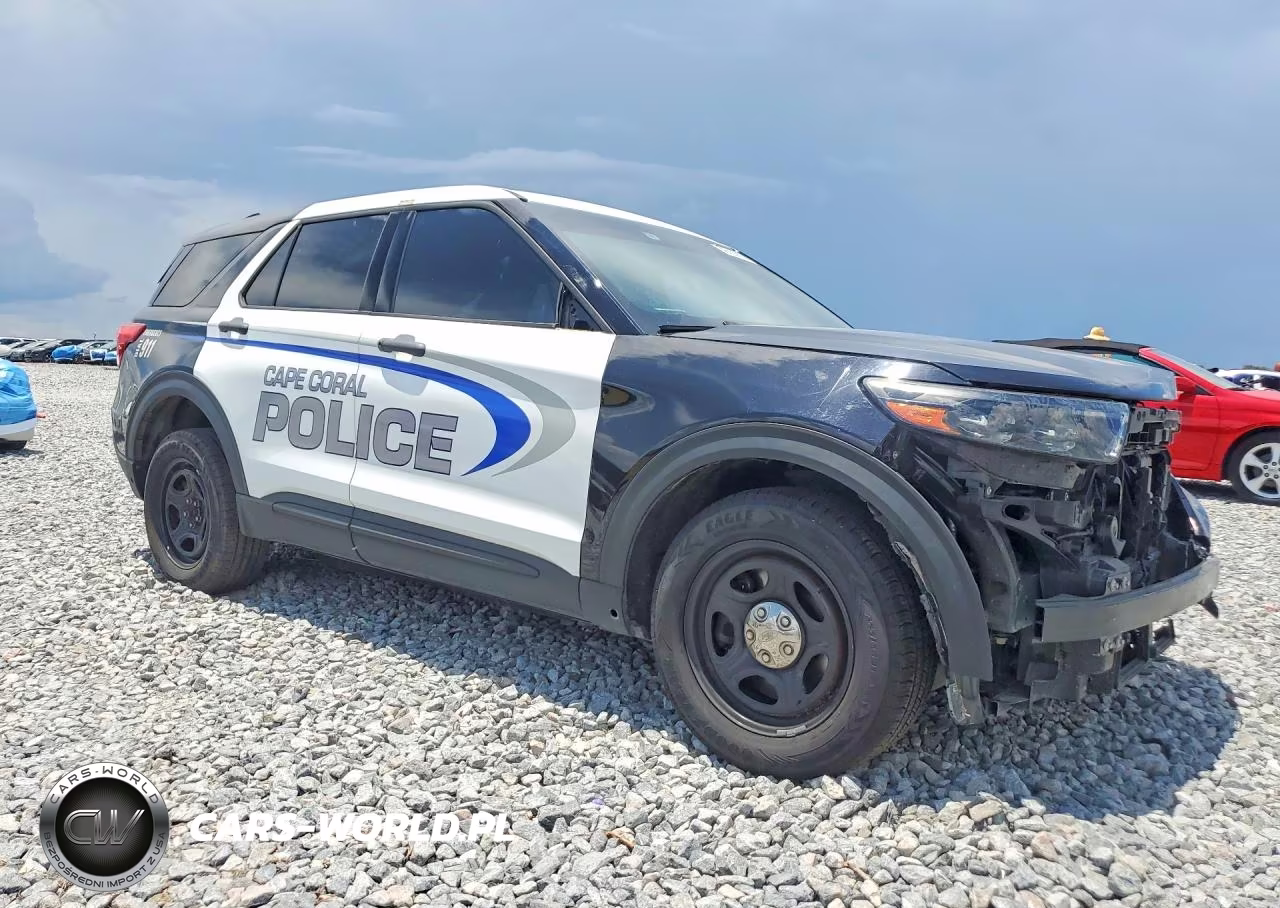 2022 Ford Explorer Police Interceptor VIN:1FM5K8AB2NGA42114 - 4