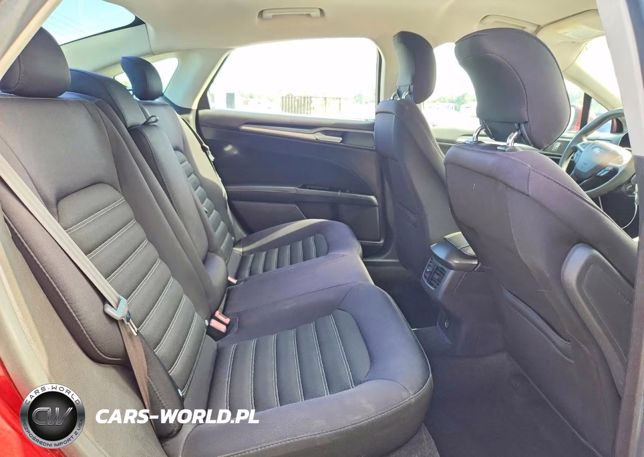 2014 Ford Fusion Se VIN:3FA6P0H71ER146881 - 10