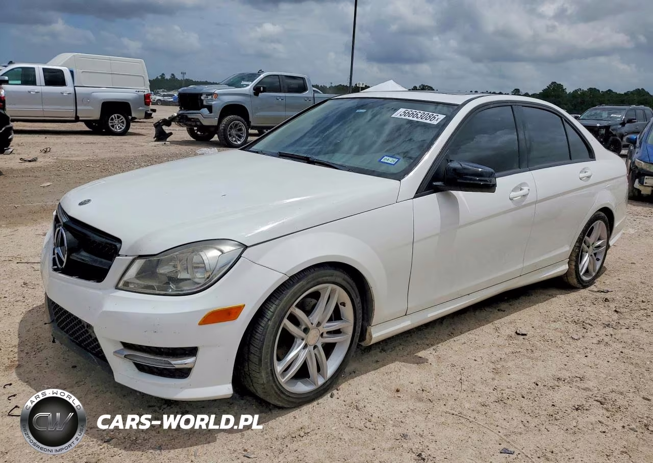 2013 Mercedes-Benz C 250 – zdjęcie 1 z 12