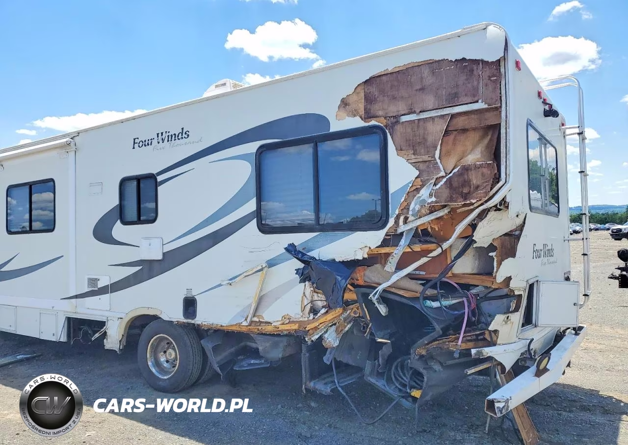 2006 Ford Econoline E450 Super Duty Cutaway Van VIN:1FDXE45S66DA60962 - 9