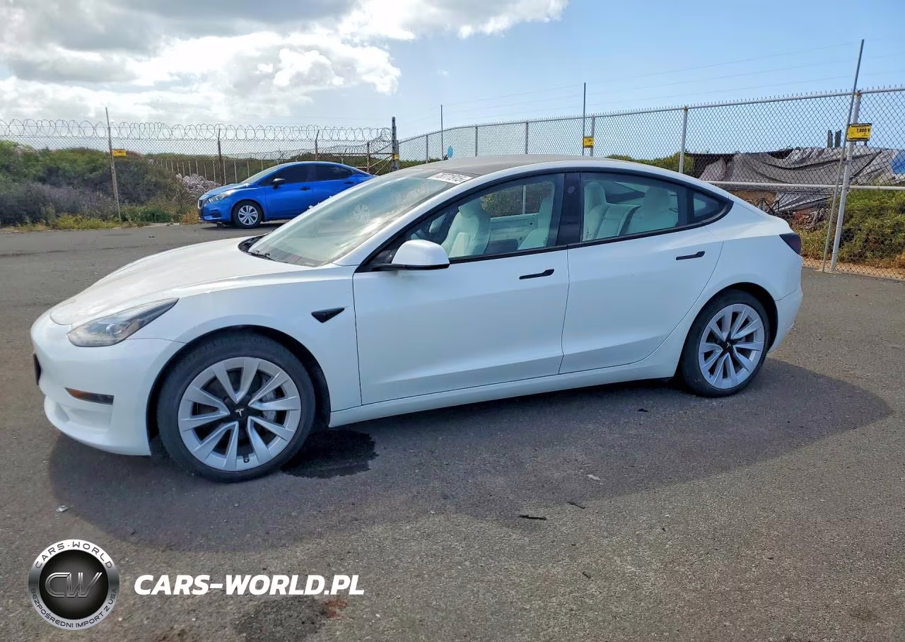 2023 Tesla Model 3 – zdjęcie 1 z 12