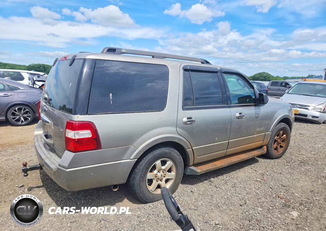 2008 Ford Expedition Xlt VIN:1FMFU16578LA08125 - 3